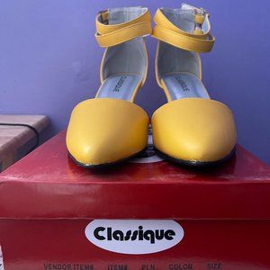 Brand new never worn 2 inch heels.